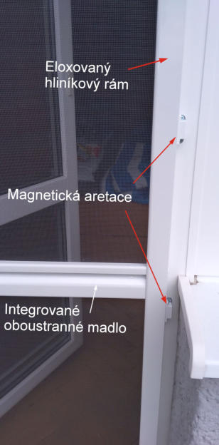 Balkonová dveřní síť proti hmyzu